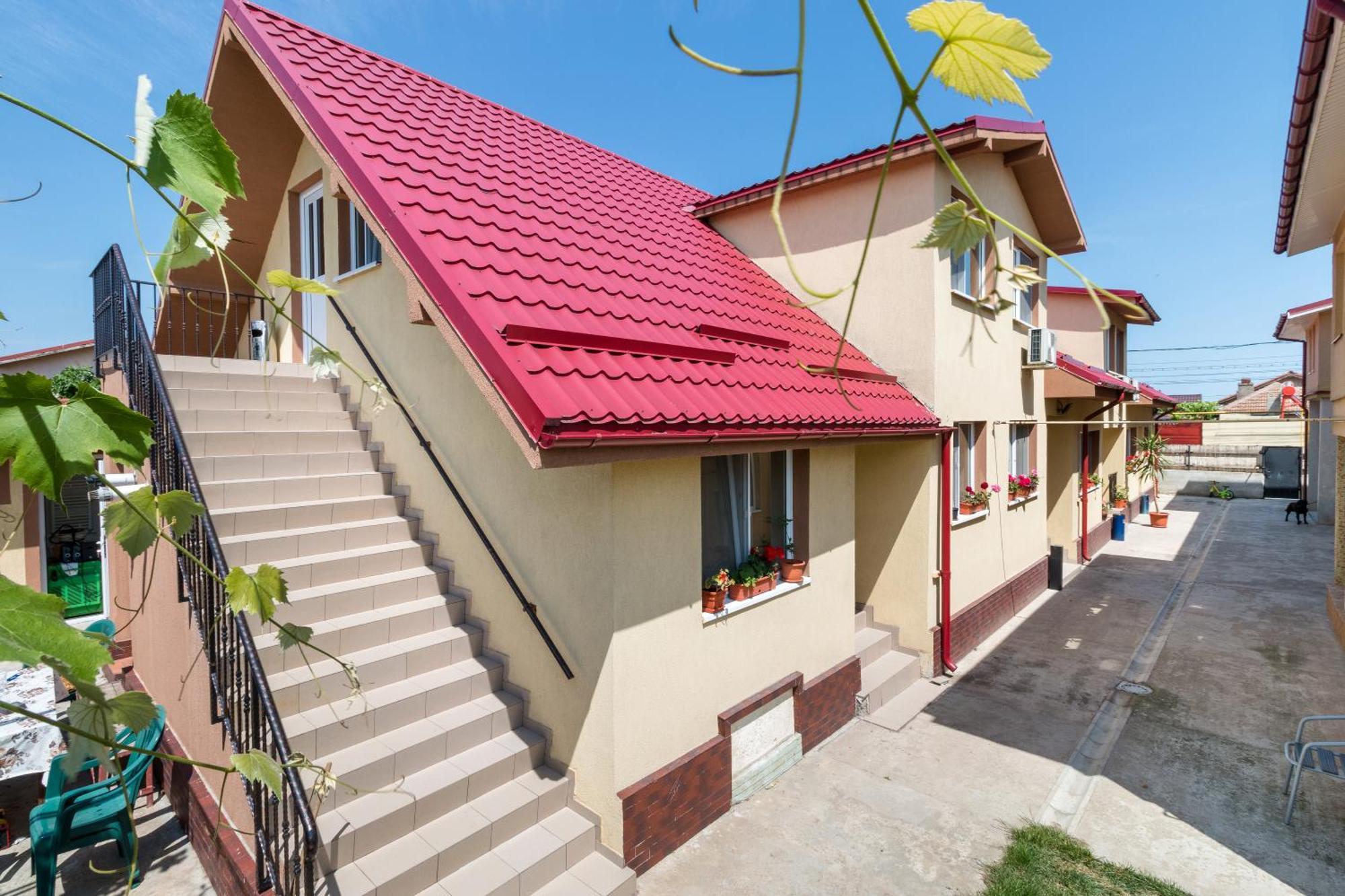 Casa Dinii Pensión Constanţa